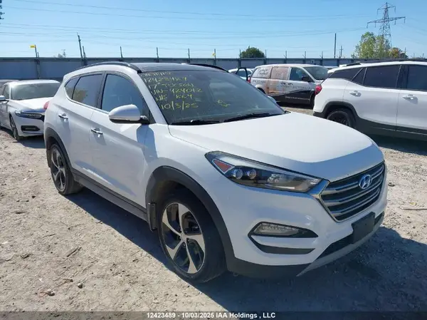 KM8J3CA23HU424012 2017 HYUNDAI TUCSON - Image 1