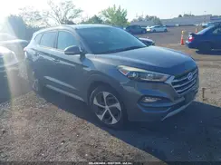 KM8J3CA23HU425810 2017 HYUNDAI TUCSON