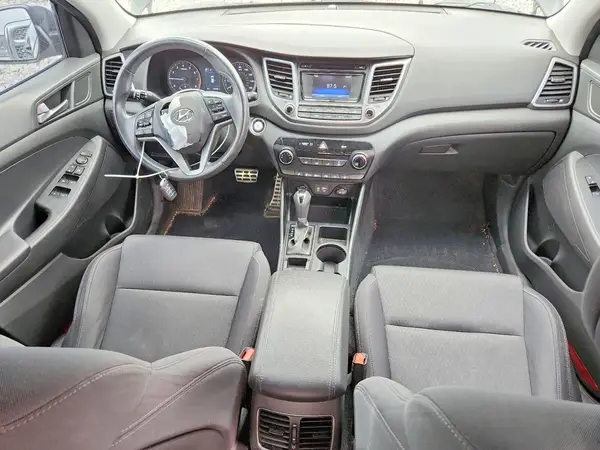 KM8J3CA23HU444776 2017 HYUNDAI TUCSON - Image 8