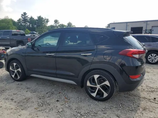 KM8J3CA23HU454983 2017 HYUNDAI TUCSON - Image 2