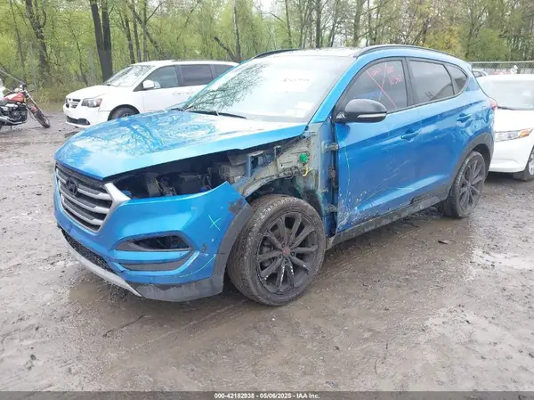 KM8J3CA23HU461481 2017 HYUNDAI TUCSON - Image 2