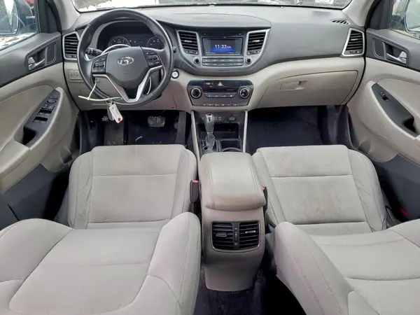 KM8J3CA23HU462579 2017 HYUNDAI TUCSON - Image 8