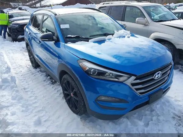 KM8J3CA23HU470987 2017 HYUNDAI TUCSON - Image 1