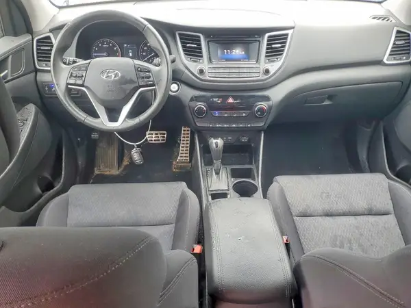 KM8J3CA23HU474022 2017 HYUNDAI TUCSON - Image 8