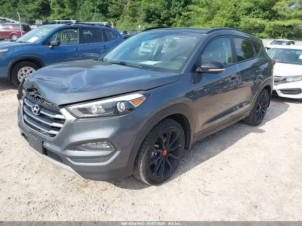 KM8J3CA23HU494433 2017 HYUNDAI TUCSON - Image 2