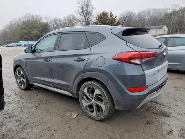 KM8J3CA23HU496151 2017 HYUNDAI TUCSON - Image 2