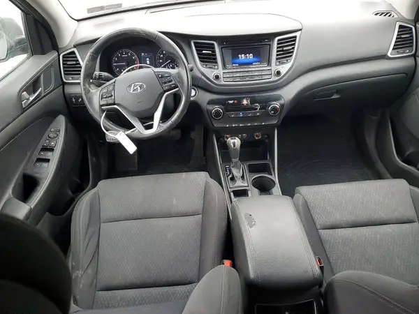 KM8J3CA23HU496151 2017 HYUNDAI TUCSON - Image 8