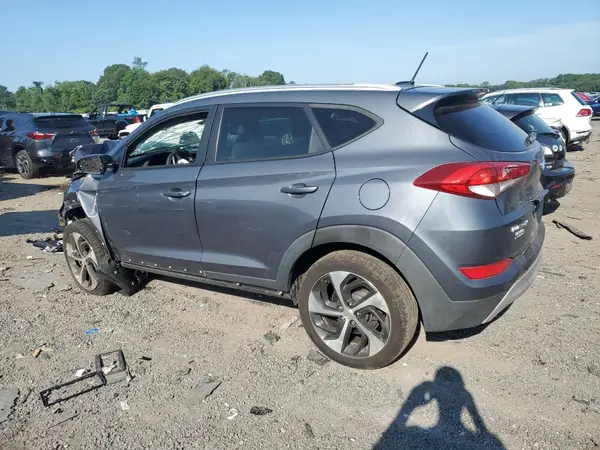 KM8J3CA23HU507682 2017 HYUNDAI TUCSON - Image 2