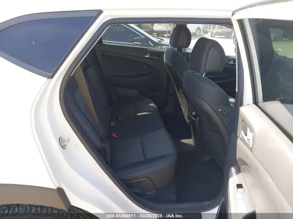 KM8J3CA23HU515801 2017 HYUNDAI TUCSON - Image 8