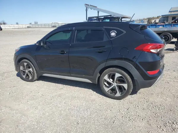 KM8J3CA23HU573472 2017 HYUNDAI TUCSON - Image 2