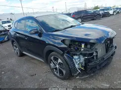 KM8J3CA23HU587050 2017 HYUNDAI TUCSON