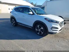 KM8J3CA23HU595648 2017 HYUNDAI TUCSON