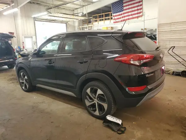 KM8J3CA23HU595763 2017 HYUNDAI TUCSON - Image 2