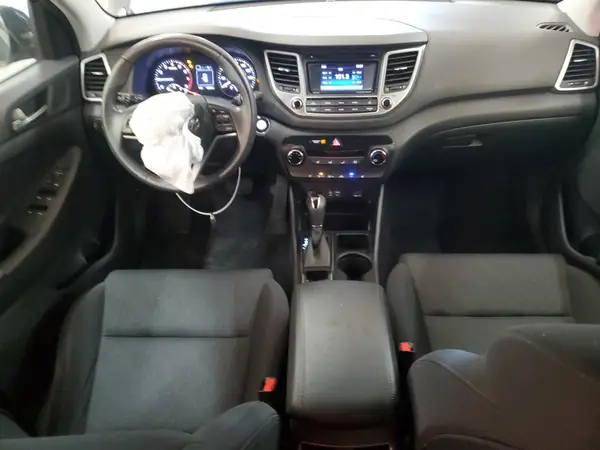 KM8J3CA23HU595763 2017 HYUNDAI TUCSON - Image 8