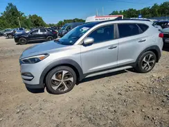 KM8J3CA23JU615371 2018 HYUNDAI TUCSON