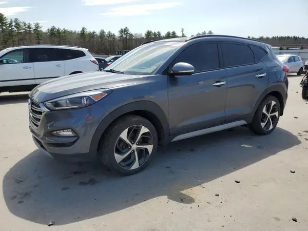 KM8J3CA23JU749765 2018 HYUNDAI TUCSON - Image 1