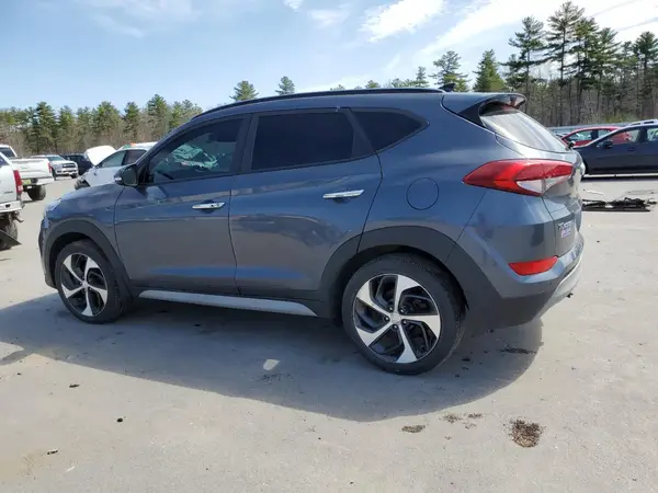 KM8J3CA23JU749765 2018 HYUNDAI TUCSON - Image 2