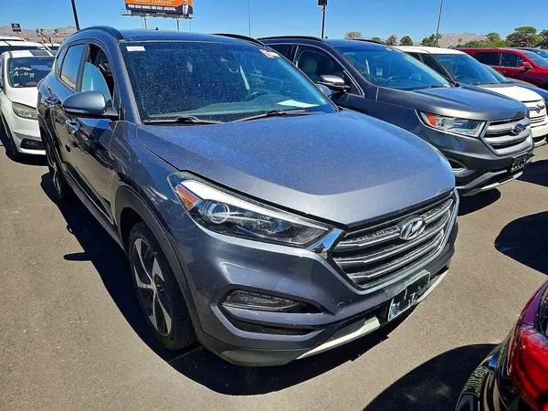 KM8J3CA23JU753508 2018 HYUNDAI TUCSON - Image 1
