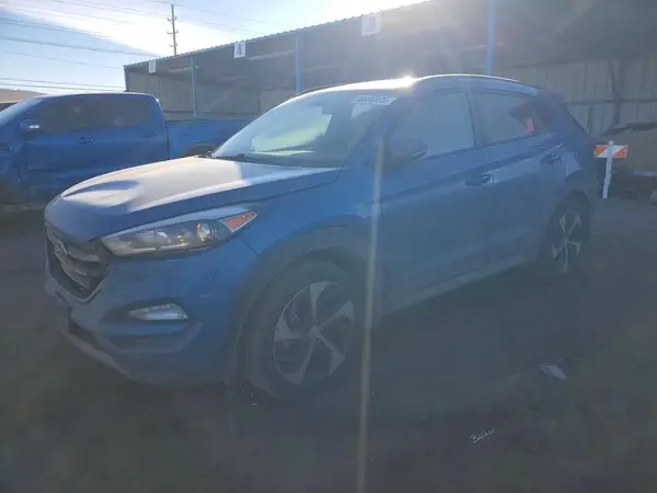 KM8J3CA23JU778229 2018 HYUNDAI TUCSON - Image 1