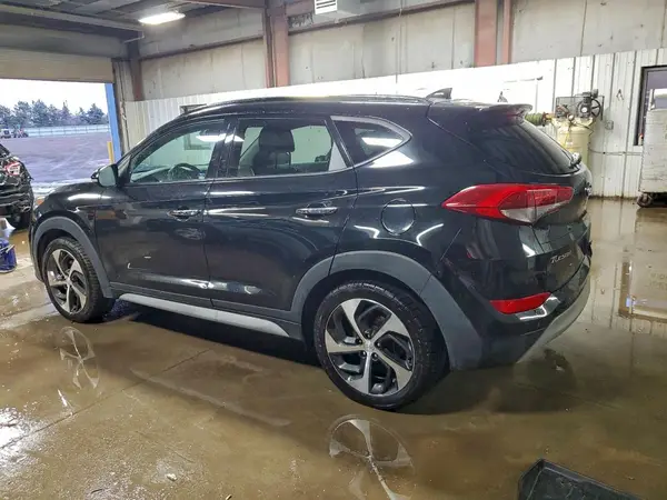 KM8J3CA23JU784046 2018 HYUNDAI TUCSON - Image 2