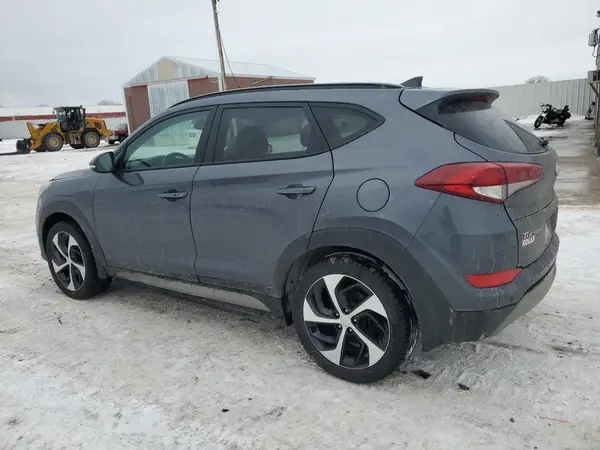 KM8J3CA23JU803422 2018 HYUNDAI TUCSON - Image 2