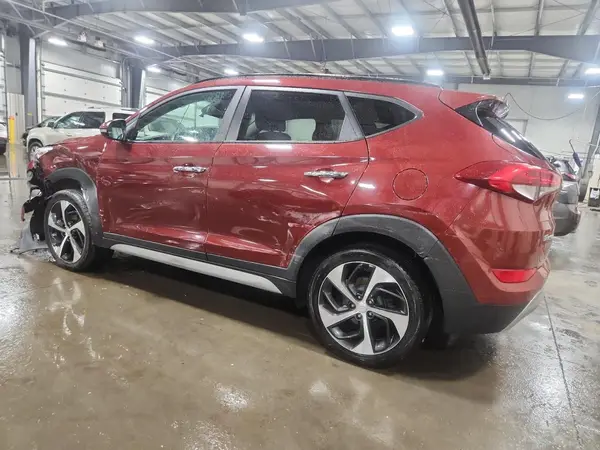 KM8J3CA23JU831382 2018 HYUNDAI TUCSON - Image 2