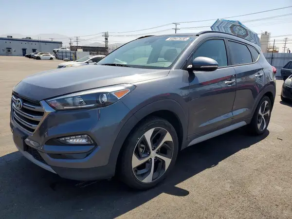 KM8J3CA23JU831513 2018 HYUNDAI TUCSON - Image 1