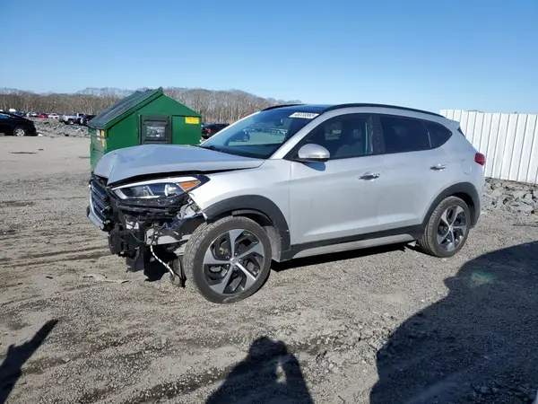 KM8J3CA23JU832659 2018 HYUNDAI TUCSON - Image 1