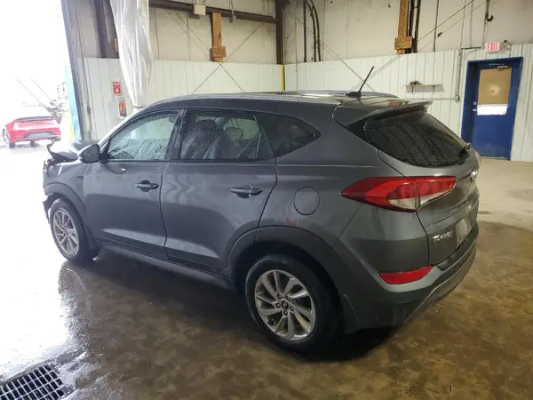 KM8J3CA24GU021705 2016 HYUNDAI TUCSON - Image 2