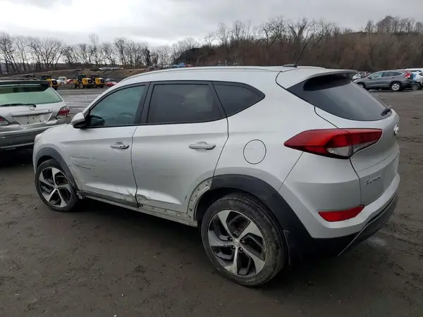 KM8J3CA24GU032381 2016 HYUNDAI TUCSON - Image 2