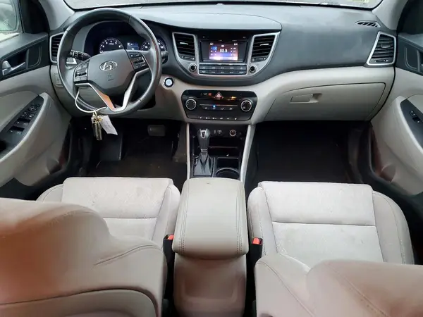 KM8J3CA24GU032381 2016 HYUNDAI TUCSON - Image 8