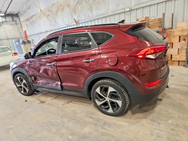 KM8J3CA24GU032736 2016 HYUNDAI TUCSON - Image 2