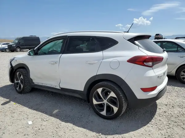 KM8J3CA24GU034535 2016 HYUNDAI TUCSON - Image 2