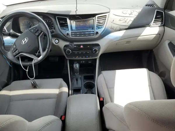 KM8J3CA24GU034535 2016 HYUNDAI TUCSON - Image 8