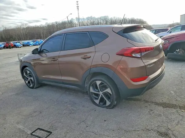 KM8J3CA24GU052694 2016 HYUNDAI TUCSON - Image 2