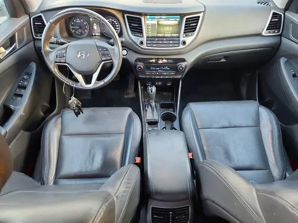 KM8J3CA24GU053909 2016 HYUNDAI TUCSON - Image 8