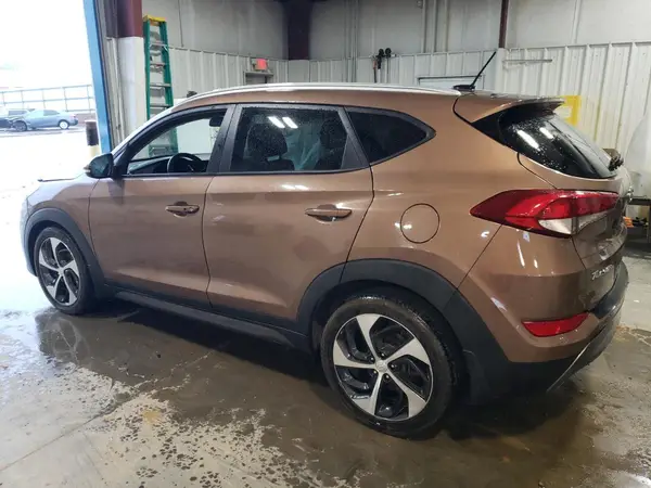 KM8J3CA24GU073142 2016 HYUNDAI TUCSON - Image 2