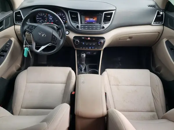 KM8J3CA24GU073142 2016 HYUNDAI TUCSON - Image 8