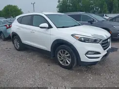 KM8J3CA24GU082908 2016 HYUNDAI TUCSON