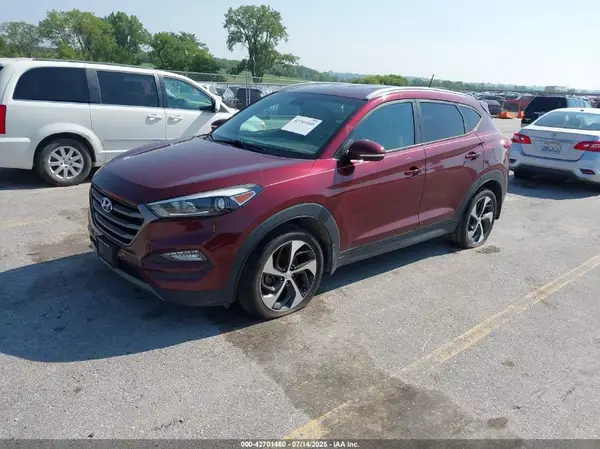 KM8J3CA24GU084397 2016 HYUNDAI TUCSON - Image 2