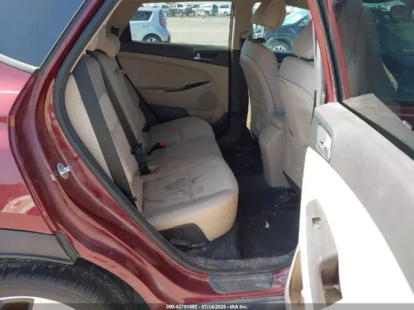 KM8J3CA24GU084397 2016 HYUNDAI TUCSON - Image 8