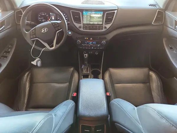 KM8J3CA24GU084531 2016 HYUNDAI TUCSON - Image 8