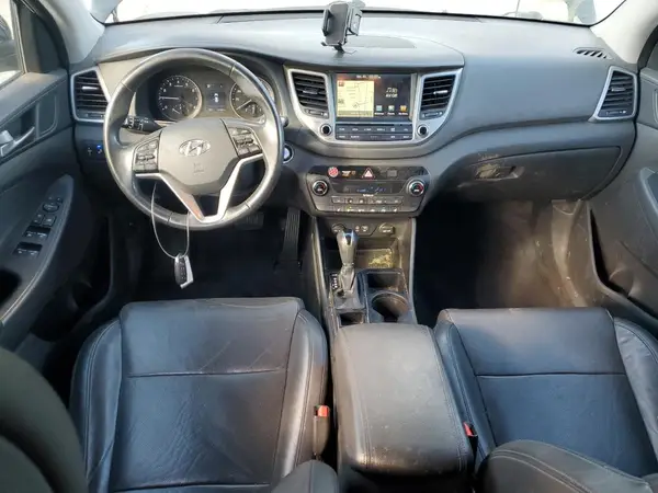 KM8J3CA24GU084769 2016 HYUNDAI TUCSON - Image 8