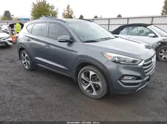 KM8J3CA24GU096565 2016 HYUNDAI TUCSON
