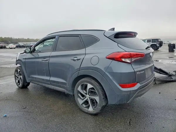 KM8J3CA24GU098042 2016 HYUNDAI TUCSON - Image 2