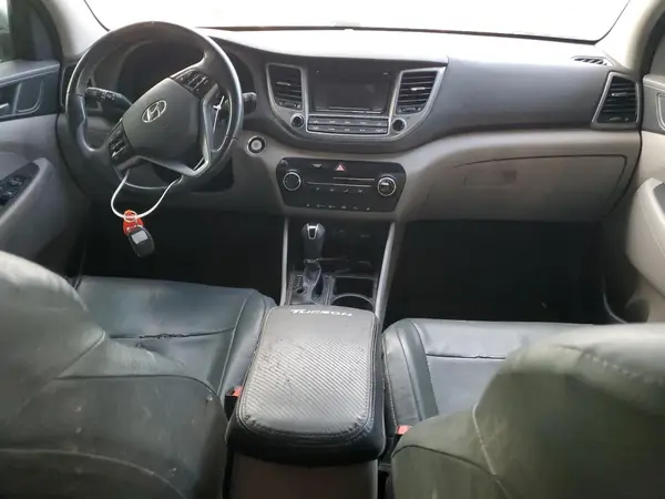 KM8J3CA24GU108391 2016 HYUNDAI TUCSON - Image 8