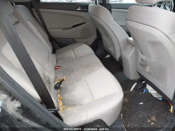 KM8J3CA24GU110903 2016 HYUNDAI TUCSON - Image 8