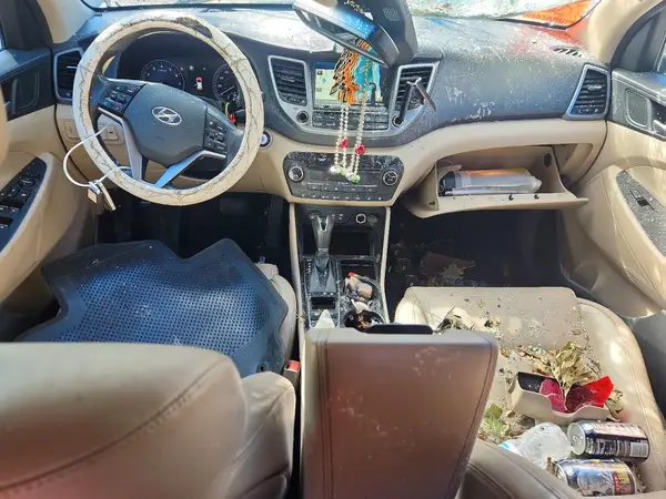KM8J3CA24GU111422 2016 HYUNDAI TUCSON - Image 8