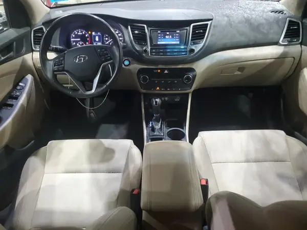 KM8J3CA24GU118354 2016 HYUNDAI TUCSON - Image 8