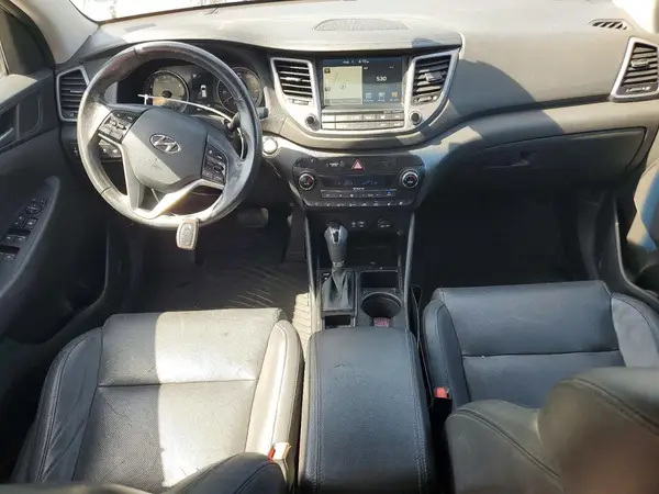 KM8J3CA24GU123571 2016 HYUNDAI TUCSON - Image 8